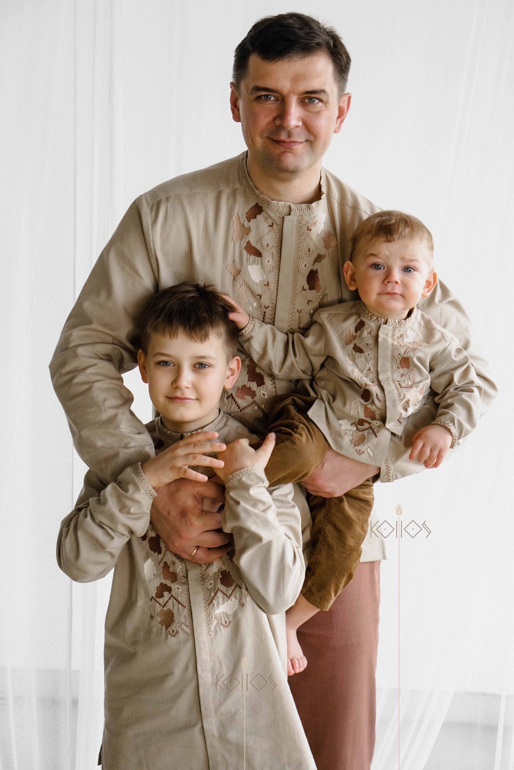 мілSHY01660